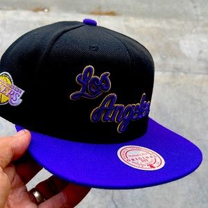 Men's Mitchell and Ness, Los Angeles Lakers, Hardwood Classics, snapback hat new